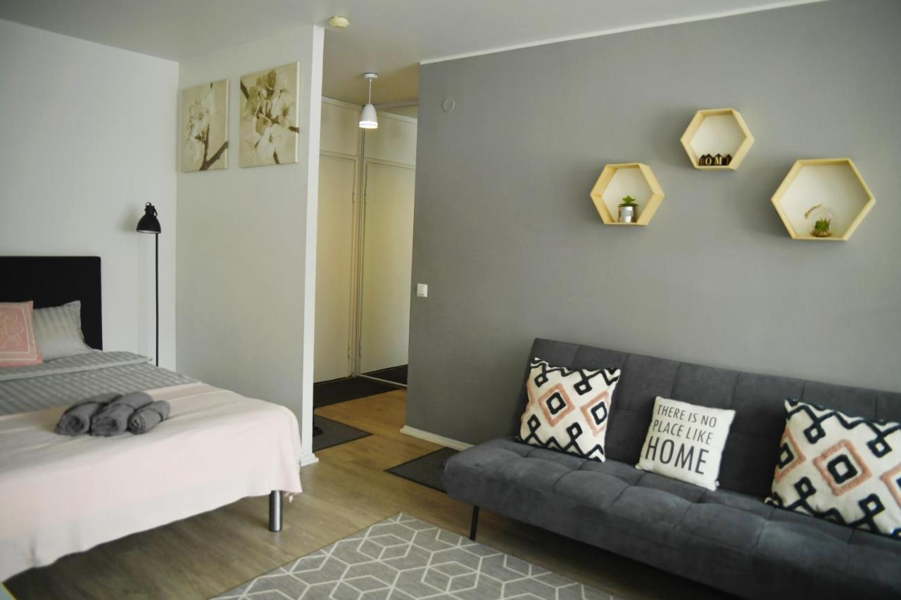 Scandinavian Home 17 City Center Tyoemiehenkatu 2B Helsinki Extérieur photo